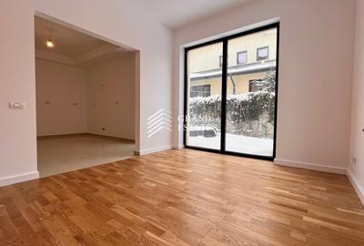 Casă cu 5 camere cu Canalizare în Central - 5