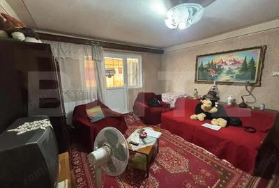 Apartament de vanzare, cu 2 camere, 49 mp, zona Micro 11 - 4