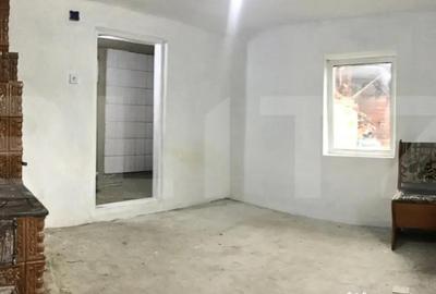Casă cu 2 camere cu Teren 1724 Mp în Central - 7