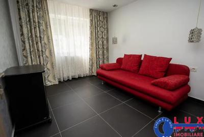 Apartament cu 3 camere decomandat în C5 - 7