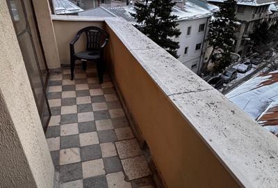 Apartament mare, luminos, 50 metri de metrou. - 14