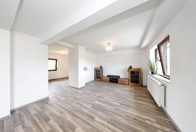 Casă individuală cu 6 camere cu Teren 426 Mp în Central - 2