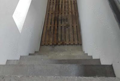 Spațiu comercial, de 390 mp, în Central - 16