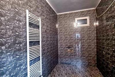 Spațiu comercial, de 222 mp, în Central - 9