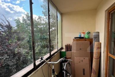 Apartament de vanzare, 3 camere, 65 mp, etaj intermediar, zo - 8