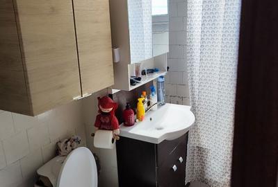 Apartament cu 3 camere decomandat în Central - 1