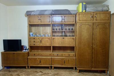 Apartament 2 camere bloc caramida etaj 1 - 4