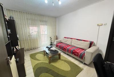 Apartament 2 camere cu balcon si pivnita zona Vasile Aaron - 4