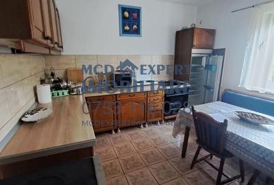 Casă cu 4 camere în Ceahlău - 14