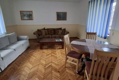 Casă cu 4 camere cu Teren 551 Mp în Cristian - 1