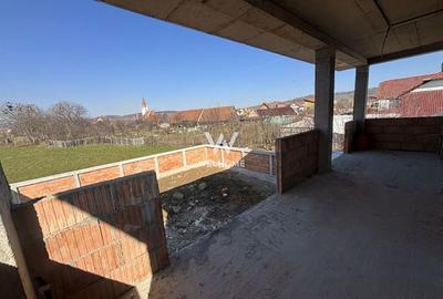 Casă individuală cu 5 camere cu Canalizare în Cristian - 3