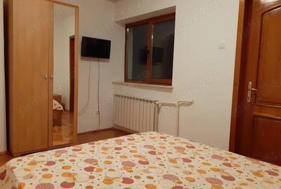 Casă cu 6 camere cu Teren 303 Mp în Faleza Nord