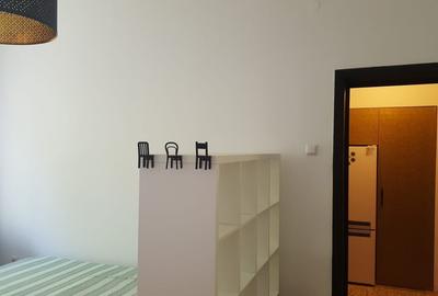 Garsoniera moderna, centrala proprie, acces rapid Universitate, 360euro - 2