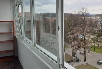 Apartament cu 2 camere decomandat în Central - 7