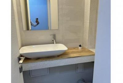 Apartament cu 3 camere decomandat în Tineretului - 1