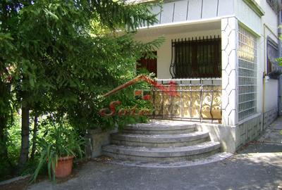 Casă cu Teren 880 Mp în Cornu - 3