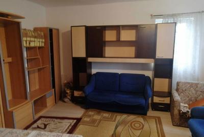 Casă cu 3 camere în Exterior Vest