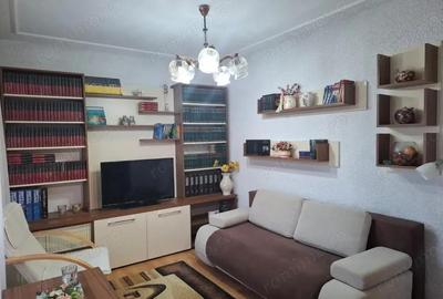 Apartament 4 camere decomandate cu vedere pe doua parti in Nadlac - 1