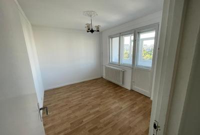 Apartament cu 3 camere semidecomandat în Drumul Taberei - 9