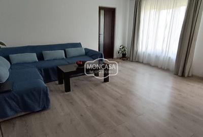 Casă cu 4 camere în Curtești