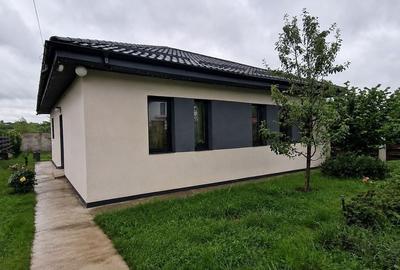 Casă cu 4 camere cu Teren 500 Mp în Bucium - 6