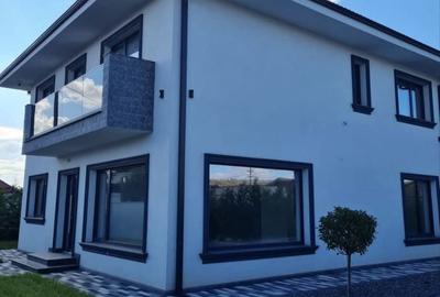 Casă cu 4 camere cu Teren 500 Mp în Apahida - 2