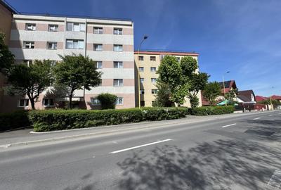 Apartament cu 3 camere decomandat, mobilat în Florilor - 24