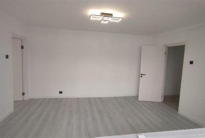 Apartament 3 camere Titan Strand Cara - 1