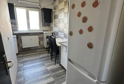 Apartament cu 2 camere decomandat în Calea București - 5