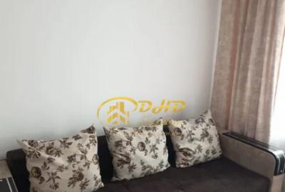 Apartament cu 2 camere decomandat în Podu Roș - 2