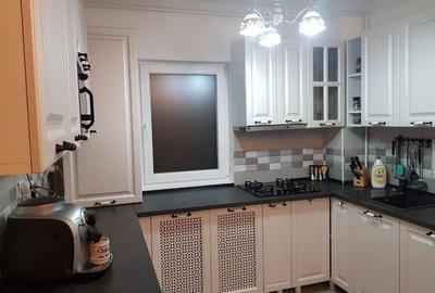 Casă cu 3 camere cu Teren 100 Mp în Central - 1