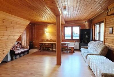 Casă cu 8 camere cu Teren 746 Mp în Moieciu - 16