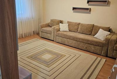 Apartament cu 3 camere decomandat în Central - 1