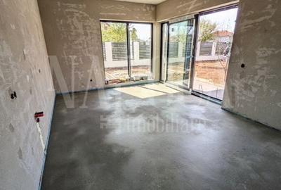 Casă individuală cu 3 camere cu Canalizare în Central - 3