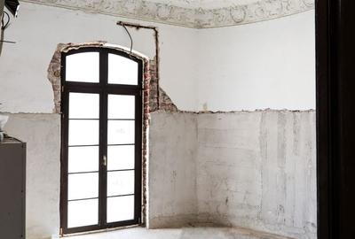 Casă individuală cu 8 camere cu Canalizare în Știrbei Vodă - 13