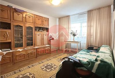 Apartament cu 3 camere decomandat în Central - 2
