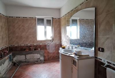 Casa 6 camere  Urechesti-Vrancea constructie 2008 - 7