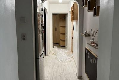 Apartament cu 3 camere semidecomandat în Central - 6