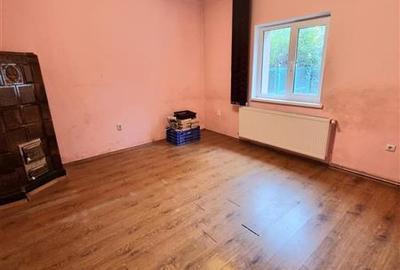 Casă cu 2 camere cu Teren 50 Mp în Noua - 8