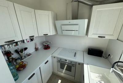 Apartament cu 3 camere decomandat în Central - 2