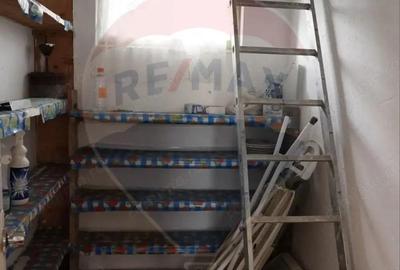 Casa / Vila cu 3 camere de vanzare - 16