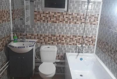 Casă cu 6 camere cu Teren 5400 Mp în Central - 1