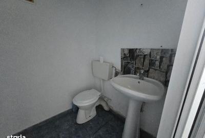 Spațiu comercial, de 284 mp, în Central - 6
