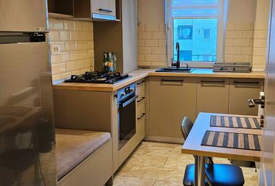 Apartament cu 2 camere decomandat în Nicolina - 2