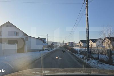 Teren de 1400 mp, în Ipotești - 2