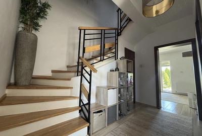 Casă cu 4 camere cu Teren 303 Mp în Ghiroda - 6