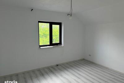 Casă cu 5 camere cu Teren 200 Mp în Dărmănești - 7