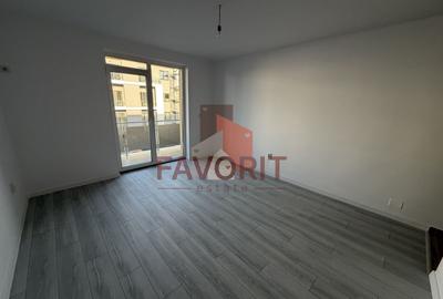 Etaj 2. Disponibil imediat. Decomandat. TVA 21% inclus in pret - 4