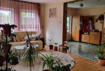 Casă cu 4 camere în Central - 6