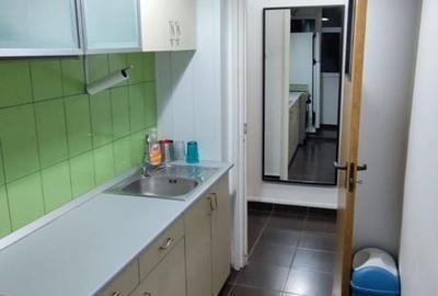 Apartament cu 3 camere semidecomandat în Est - 11